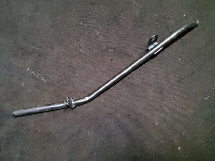 Трубка масляного щупа Renault Megane 1 1997г. | Фото № 2 Трубка масляного щупа Renault Megane 1 1997г. - Фото 2