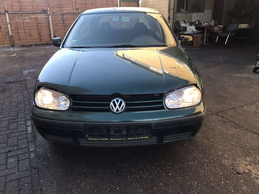 06A121133D Фланец (штуцер системы охлаждения тройник) Volkswagen Golf 4 (1997-2004) Хетчбэк 5дв. 2000г. | Фото № 9 06A121133D Фланец (штуцер системы охлаждения тройник) Volkswagen Golf 4 (1997-2004) Хетчбэк 5дв. 2000г. - Фото 9