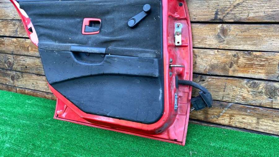 Дверь задняя левая BMW 3 E36 1990г. | Фото № 6 Дверь задняя левая BMW 3 E36 1990г. - Фото 6