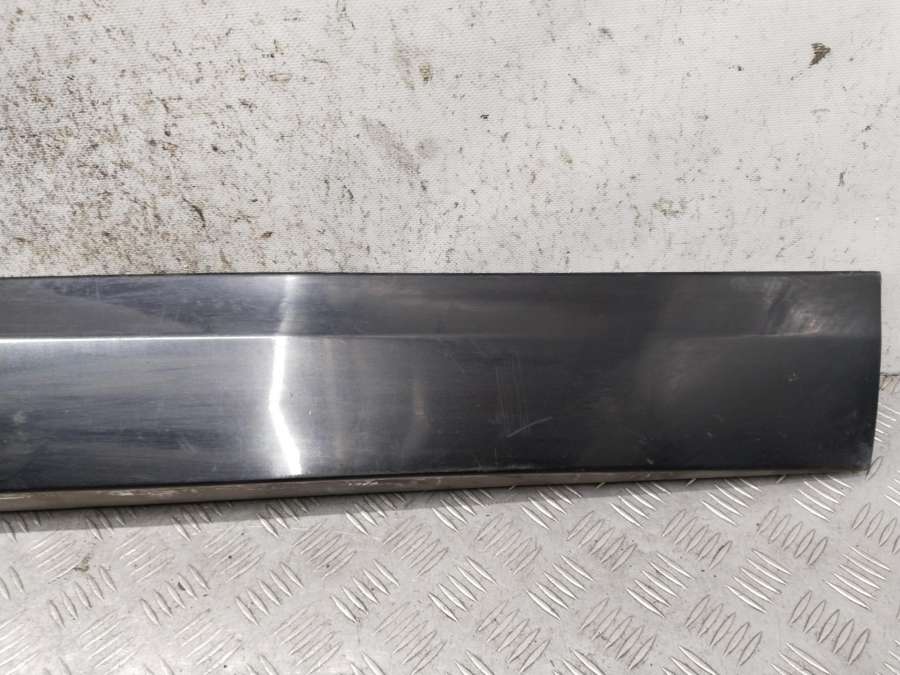 801860016R Молдинг двери передней правой Renault Grand Scenic 2013г. | Фото № 2 801860016R Молдинг двери передней правой Renault Grand Scenic 2013г. - Фото 2