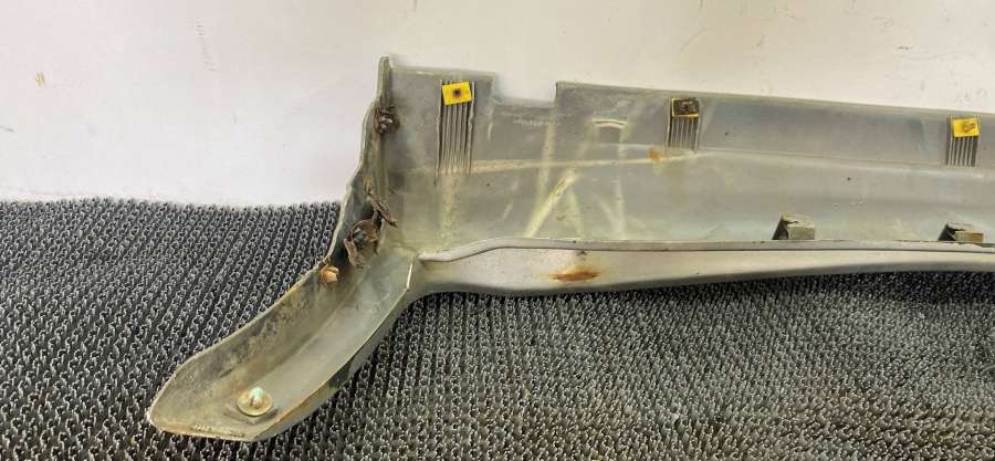 Накладка на порог наружная правая Hyundai Santa Fe 1 поколение внедорожник 2003г. | Фото № 3 Накладка на порог наружная правая Hyundai Santa Fe 1 поколение внедорожник 2003г. - Фото 3