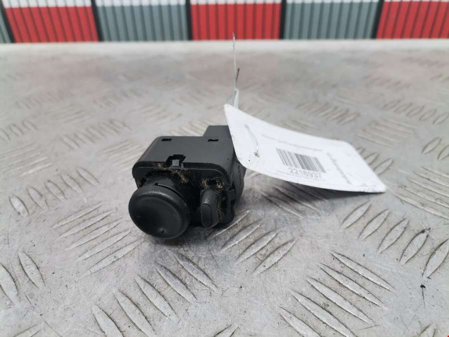 Джойстик регулировки зеркал Chevrolet Aveo (T200-T250) (2002-2012) Хетчбэк 5дв. 2008г. | Фото № 1 Джойстик регулировки зеркал Chevrolet Aveo (T200-T250) (2002-2012) Хетчбэк 5дв. 2008г. - Фото 1