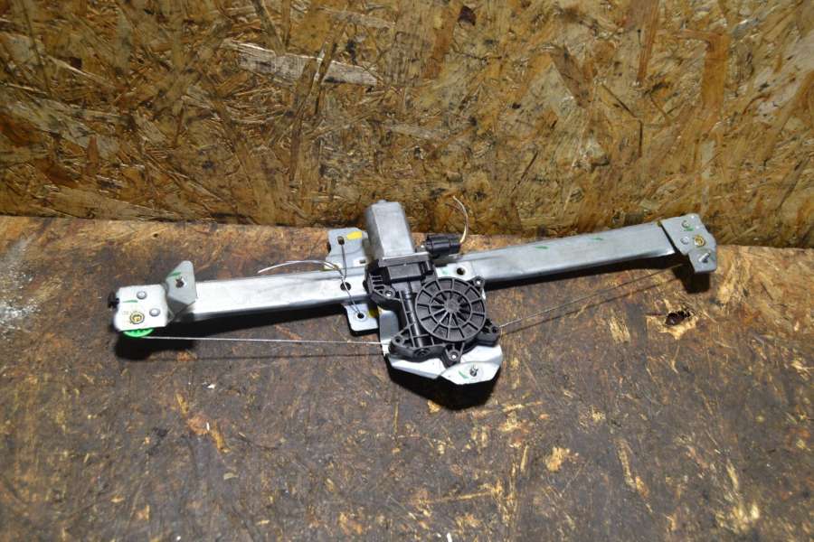 Стеклоподъемник электрический передний правый  Dacia Lodgy 0000г. | Фото № 2   Стеклоподъемник электрический передний правый  Dacia Lodgy 0000г. - Фото 2