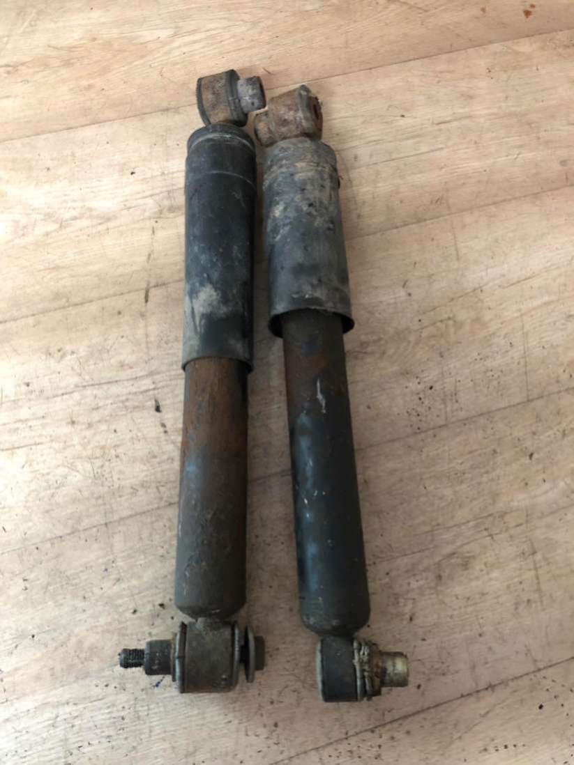 Амортизатор задний Renault Scenic 1 2000г. | Фото № 2 Амортизатор задний Renault Scenic 1 2000г. - Фото 2