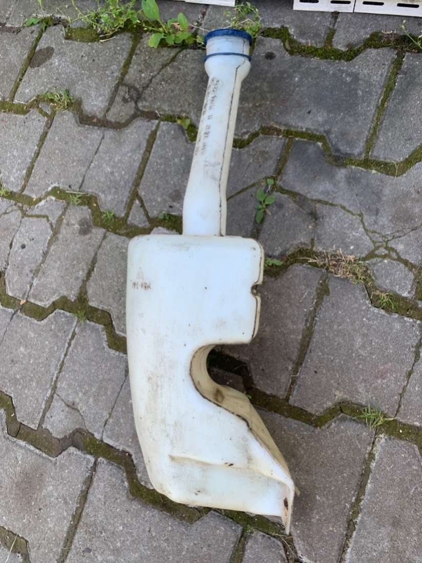 9642775480964277558035200000063520100006 Бачок омывателя  Peugeot Partner 1 2001г. | Фото № 5  9642775480964277558035200000063520100006 Бачок омывателя  Peugeot Partner 1 2001г. - Фото 5