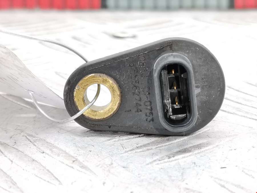 55562744 Датчик коленвала Opel Corsa D (2006-2014) Хетчбэк 5дв. 2010г. | Фото № 2 55562744 Датчик коленвала Opel Corsa D (2006-2014) Хетчбэк 5дв. 2010г. - Фото 2