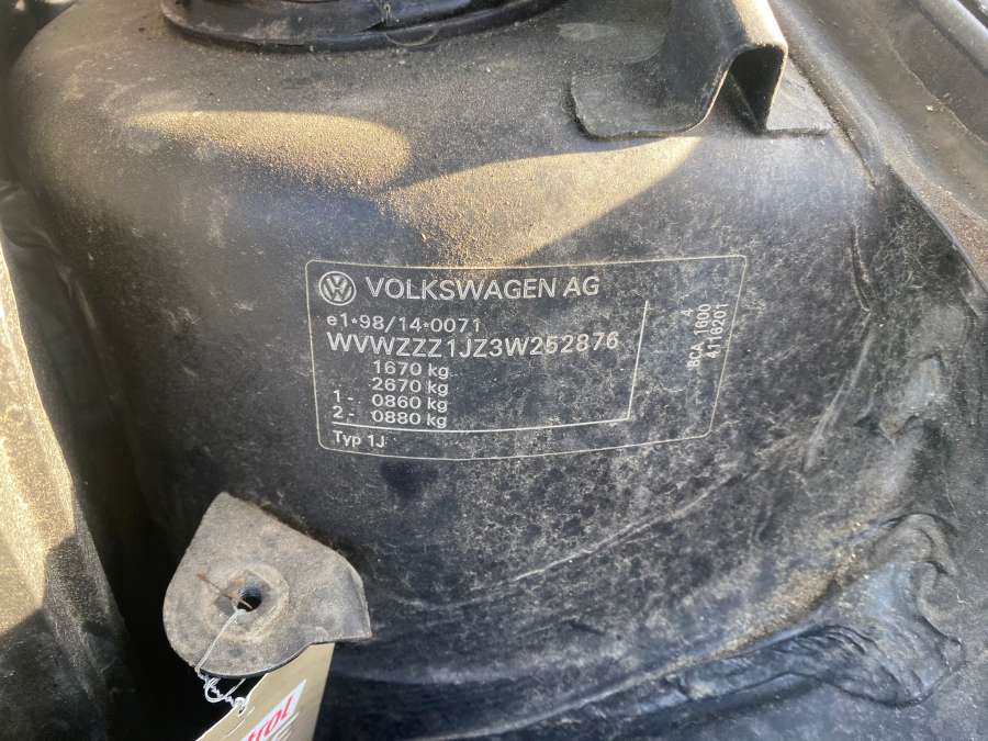 1J0359481A Датчик температуры охлаждающей жидкости Volkswagen Golf 4 (1997-2004) Хетчбэк 3дв. 2002г. | Фото № 13 1J0359481A Датчик температуры охлаждающей жидкости Volkswagen Golf 4 (1997-2004) Хетчбэк 3дв. 2002г. - Фото 13