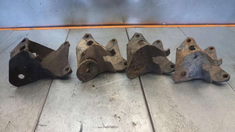 1H0199273B Кронштейн двигателя Volkswagen Golf 3 поколение 1996г. | Фото № 4 1H0199273B Кронштейн двигателя Volkswagen Golf 3 поколение 1996г. - Фото 4