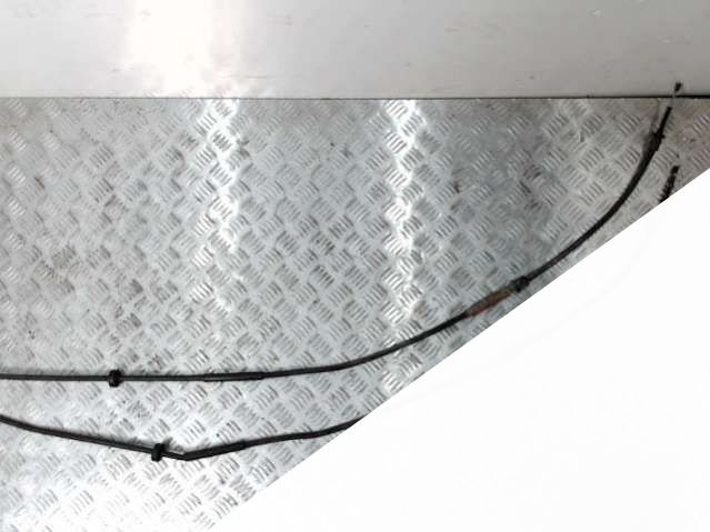 Трос ручного тормоза Audi A6 (C5) (1997 - 2004) Универсал 2003г. | Фото № 3 Трос ручного тормоза Audi A6 (C5) (1997 - 2004) Универсал 2003г. - Фото 3