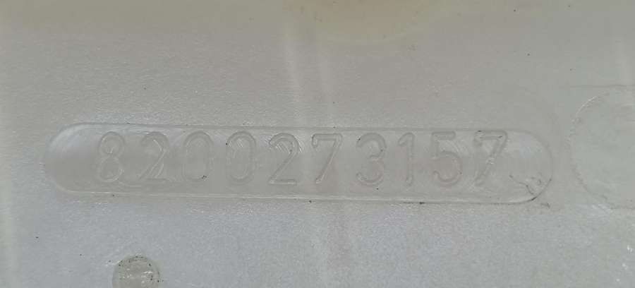 8200273157 Бачок расширительный Renault Megane 2 хетчбэк 5 дв. 2003г. | Фото № 4 8200273157 Бачок расширительный Renault Megane 2 хетчбэк 5 дв. 2003г. - Фото 4