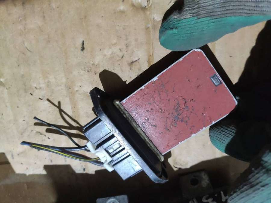 HM420040B Сопротивление печки Mazda 2 DY 2005г. | Фото № 2 HM420040B Сопротивление печки Mazda 2 DY 2005г. - Фото 2