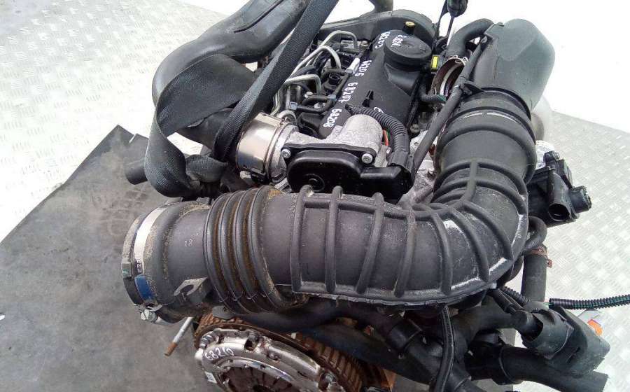 8201018897 Патрубок воздушного фильтра Renault Twingo 2011г. | Фото № 1 8201018897 Патрубок воздушного фильтра Renault Twingo 2011г. - Фото 1