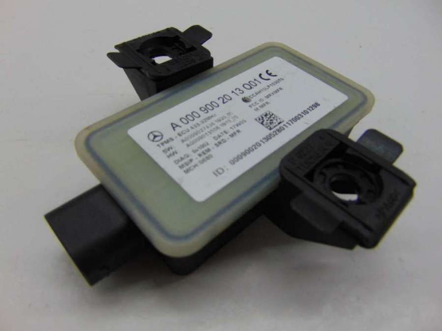 A0009002013 Блок управления (другие)  Mercedes E W213 2023г. | Фото № 10  A0009002013 Блок управления (другие)  Mercedes E W213 2023г. - Фото 10