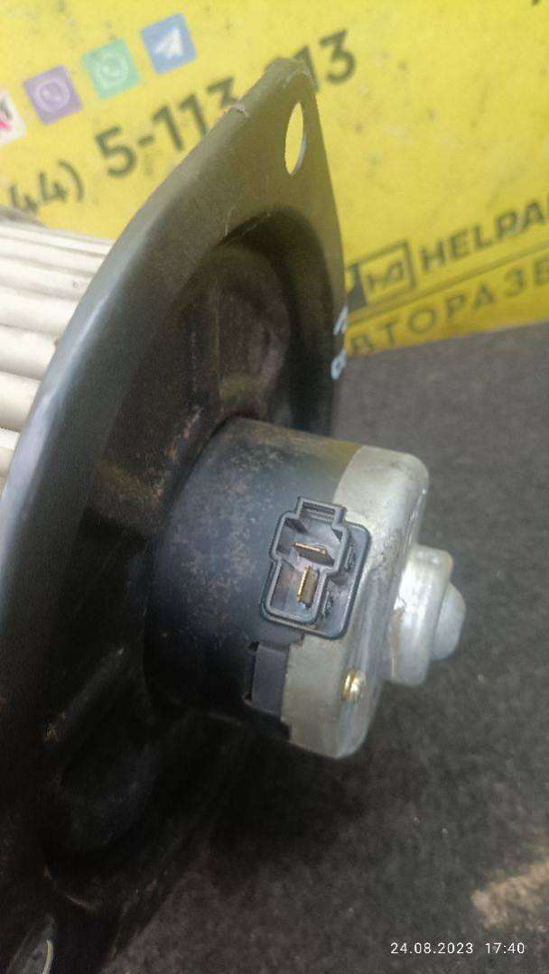 Моторчик печки Mitsubishi Galant 5 седан 1985г. | Фото № 4 Моторчик печки Mitsubishi Galant 5 седан 1985г. - Фото 4