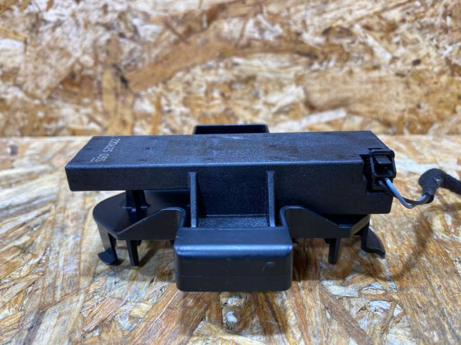 4M0907247 Антенна системы комфортного доступа Audi Audi A8 D5 (2017 - 2022),Audi Q7 4M (2015 - 2019), 0000г. | Фото № 5 4M0907247 Антенна системы комфортного доступа Audi Audi A8 D5 (2017 - 2022),Audi Q7 4M (2015 - 2019), 0000г. - Фото 5