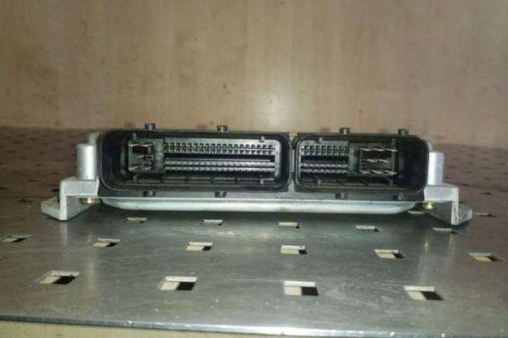 27580029572 Блок управления двигателем  Nissan X-Trail T30 (2001-2004) 2001г. | Фото № 1  27580029572 Блок управления двигателем  Nissan X-Trail T30 (2001-2004) 2001г. - Фото 1