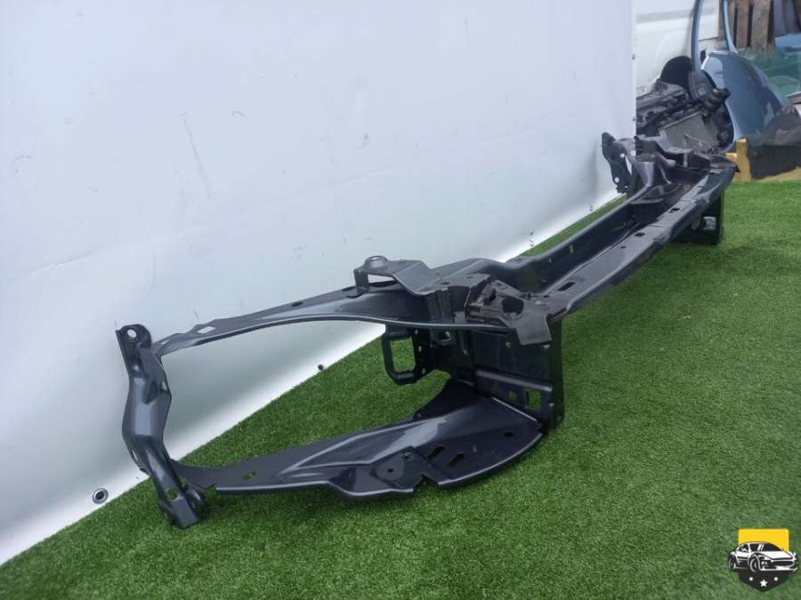 Передняя панель крепления облицовки (телевизор) Volvo C30 2010г. | Фото № 3 Передняя панель крепления облицовки (телевизор) Volvo C30 2010г. - Фото 3