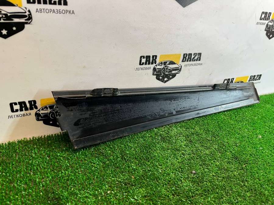 3C4837902 Накладка стойки двери передней правой R Volkswagen Passat B6 2006г. | Фото № 8 3C4837902 Накладка стойки двери передней правой R Volkswagen Passat B6 2006г. - Фото 8