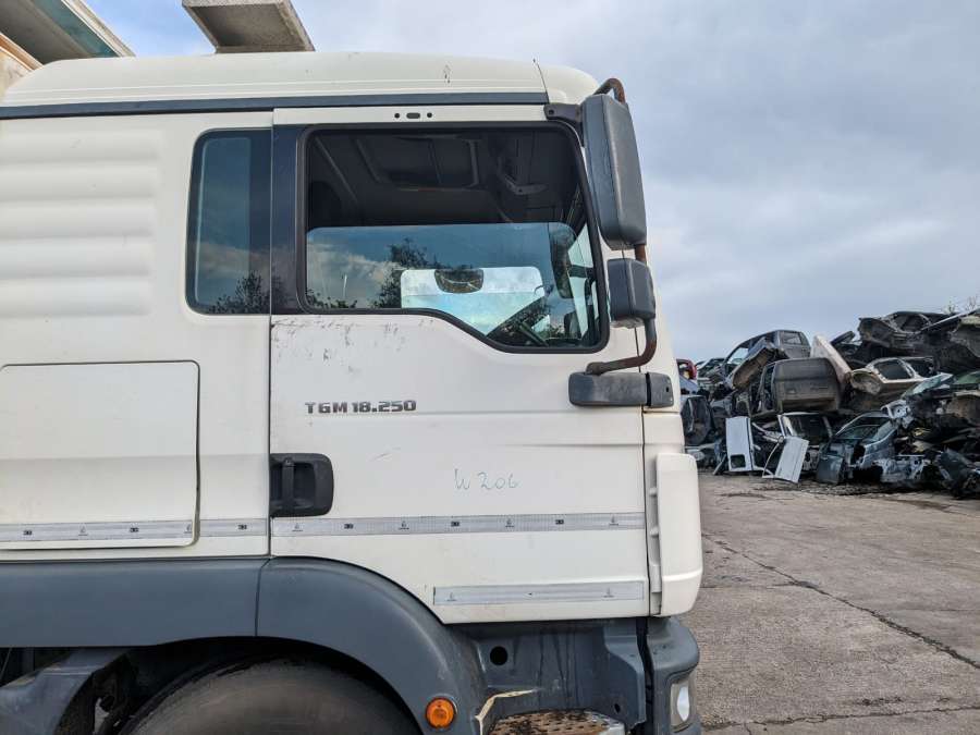 Кронштейн (крепление лапа траверса) кпп MAN TGM (2005-2020) Грузовой 2012г. | Фото № 7 Кронштейн (крепление лапа траверса) кпп MAN TGM (2005-2020) Грузовой 2012г. - Фото 7