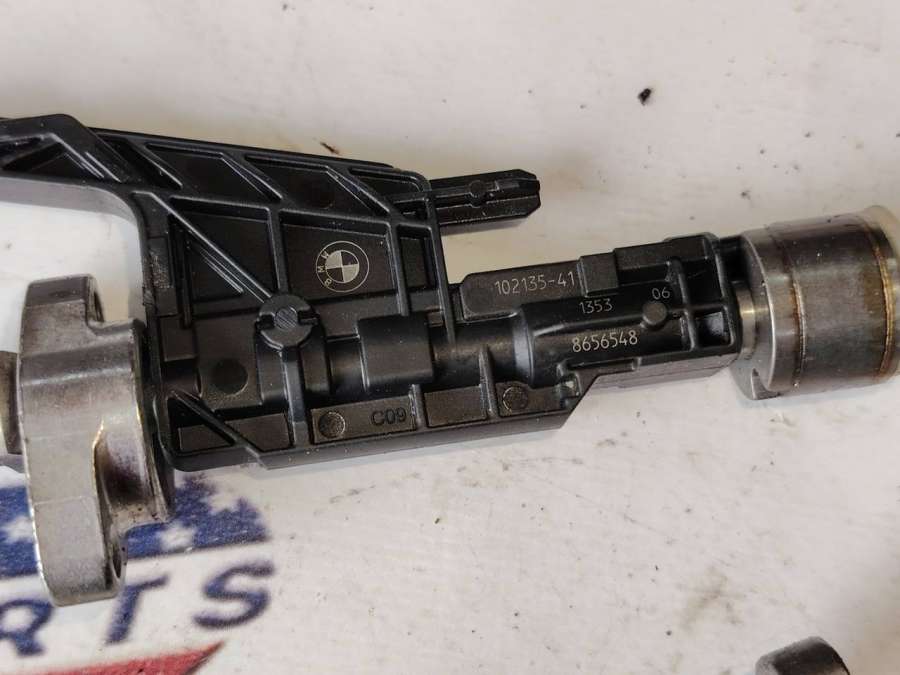 8656548 Форсунка  BMW 3 G20/G21 седан 2019г. | Фото № 4  8656548 Форсунка  BMW 3 G20/G21 седан 2019г. - Фото 4