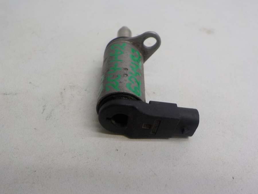 06H103697A Регулятор фаз (фазовращатель) Audi Q5 0000г. | Фото № 3 06H103697A Регулятор фаз (фазовращатель) Audi Q5 0000г. - Фото 3