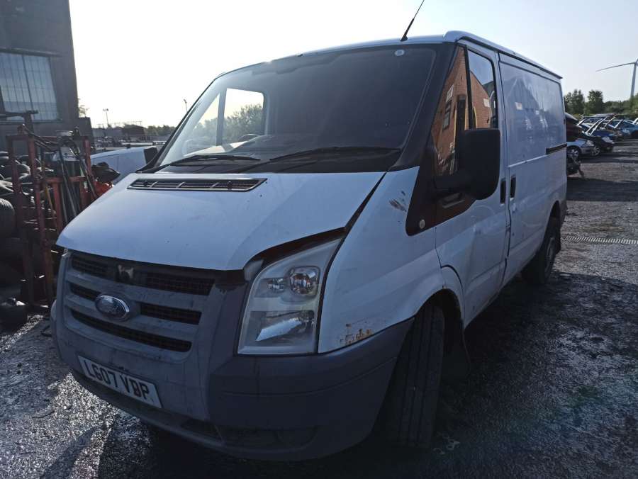 6C1Q9K546AC Форсунка дизельная электрическая Ford Transit 5 (2006-2014) Микроавтобус 2007г. | Фото № 10 6C1Q9K546AC Форсунка дизельная электрическая Ford Transit 5 (2006-2014) Микроавтобус 2007г. - Фото 10