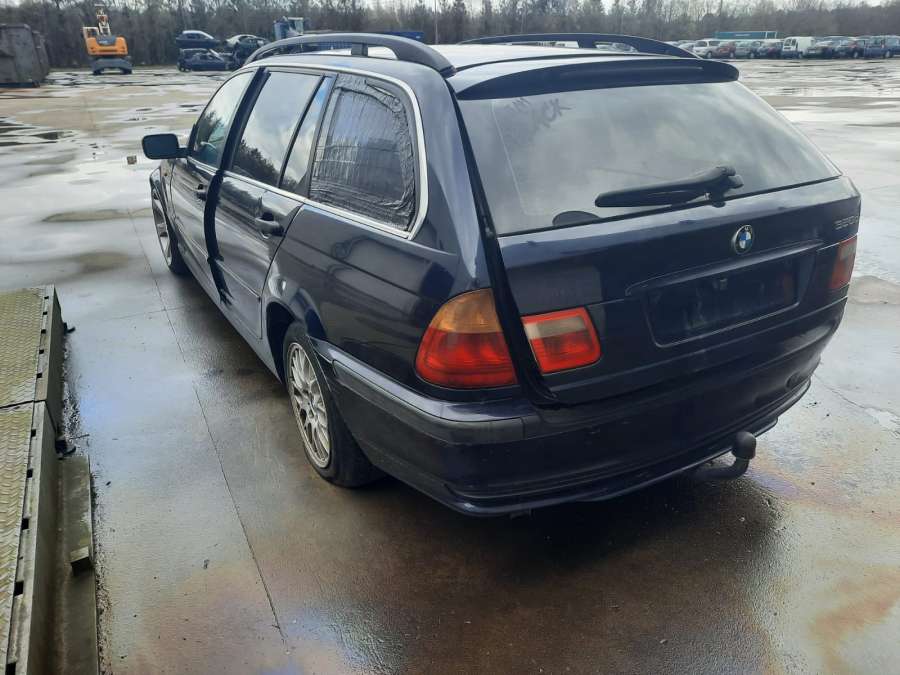 Панель передняя (передняя монтажная панель рамка передняя телевизор) BMW 3-Series (E46) (1998-2007) Универсал 2003г. | Фото № 9 Панель передняя (передняя монтажная панель рамка передняя телевизор) BMW 3-Series (E46) (1998-2007) Универсал 2003г. - Фото 9