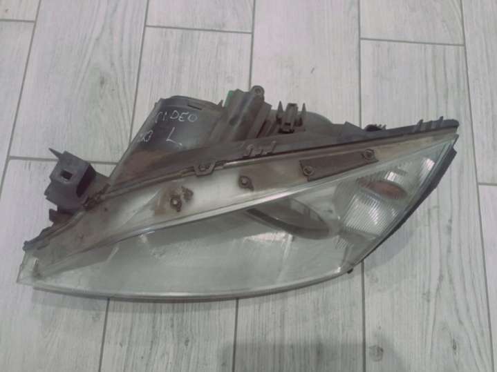 0301174201 Фара левая  Ford Mondeo 3 поколение (2000-2003) 2000г. | Фото № 4  0301174201 Фара левая  Ford Mondeo 3 поколение (2000-2003) 2000г. - Фото 4