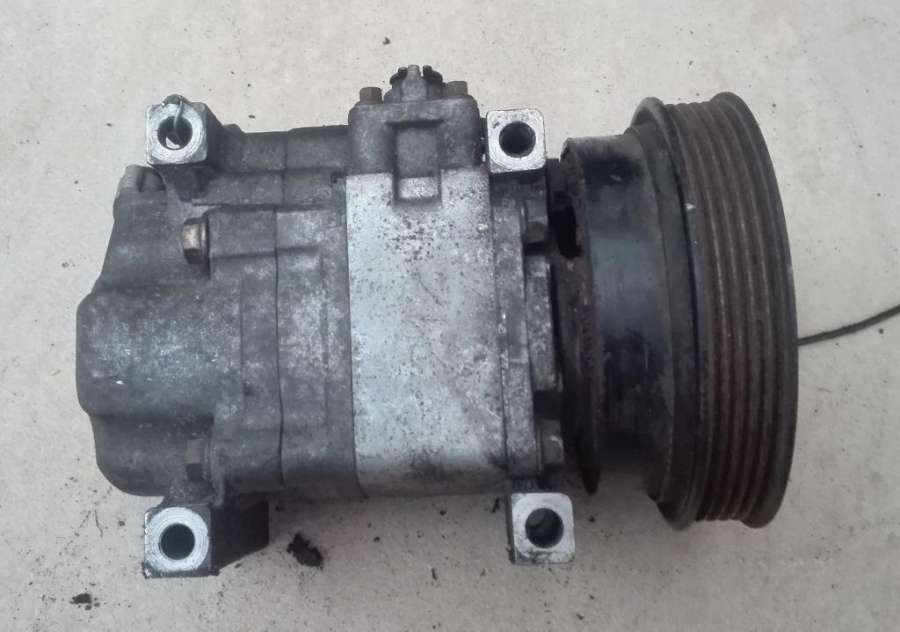 Компрессор кондиционера  Mazda Premacy 2001г. | Фото № 2   Компрессор кондиционера  Mazda Premacy 2001г. - Фото 2