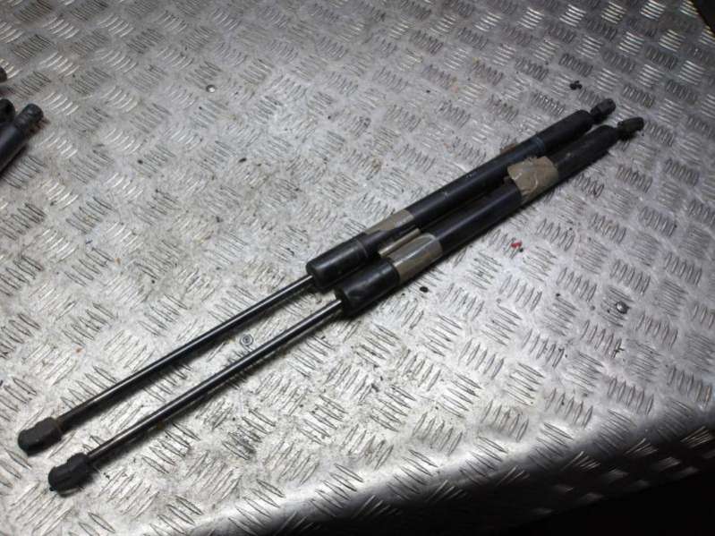 7d0829331e Амортизатор крышки багажника (3-5 двери) Volkswagen Transporter T4 2002г. | Фото № 1 7d0829331e Амортизатор крышки багажника (3-5 двери) Volkswagen Transporter T4 2002г. - Фото 1