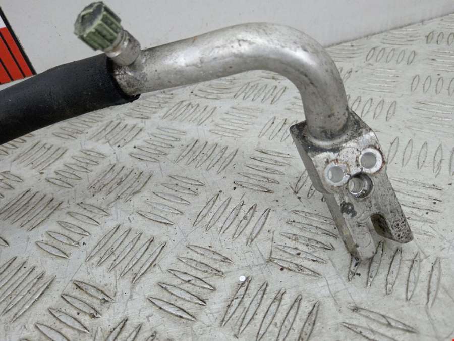 Трубка кондиционера Hyundai Santa Fe 1 (SM) (2000-2006) Внедорожник 5дв. 2004г. | Фото № 3 Трубка кондиционера Hyundai Santa Fe 1 (SM) (2000-2006) Внедорожник 5дв. 2004г. - Фото 3