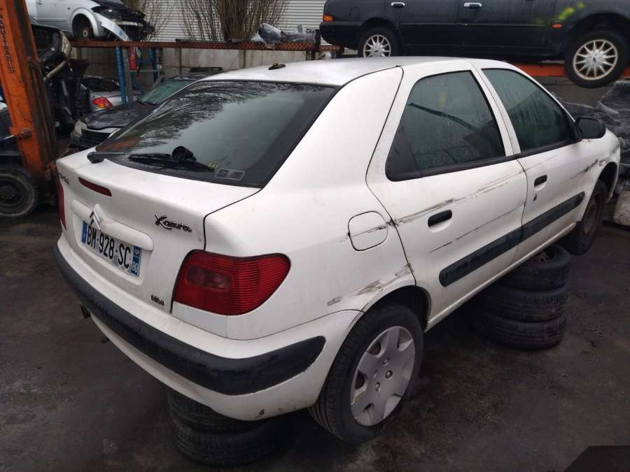 367637B Рамка капота Citroen Xsara (1997-2006) Хетчбэк 5дв. 2002г. | Фото № 14 367637B Рамка капота Citroen Xsara (1997-2006) Хетчбэк 5дв. 2002г. - Фото 14