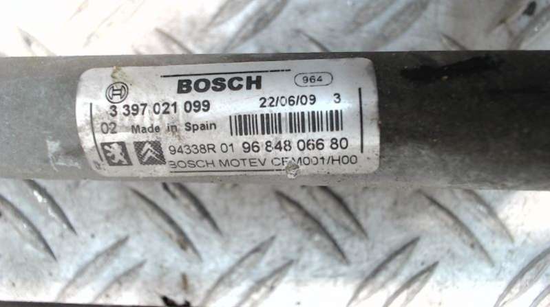 Механизм стеклоочистителя (трапеция дворников),перед Peugeot 308 I (2007 - 2012) Хэтчбек (5-дв) 2009г. | Фото № 4 Механизм стеклоочистителя (трапеция дворников),перед Peugeot 308 I (2007 - 2012) Хэтчбек (5-дв) 2009г. - Фото 4