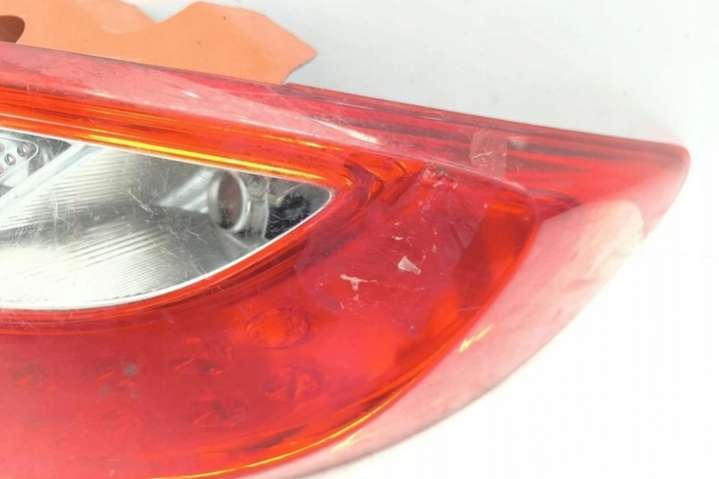 D65151150 Фонарь задний правый  Mazda 2 поколение (007-010) 2007г. | Фото № 8  D65151150 Фонарь задний правый  Mazda 2 поколение (007-010) 2007г. - Фото 8