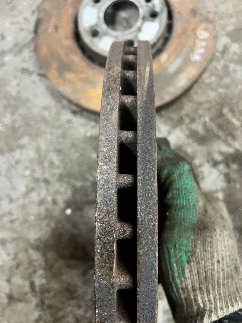 Диск тормозной передний Volvo XC60 1 2013г. | Фото № 2 Диск тормозной передний Volvo XC60 1 2013г. - Фото 2