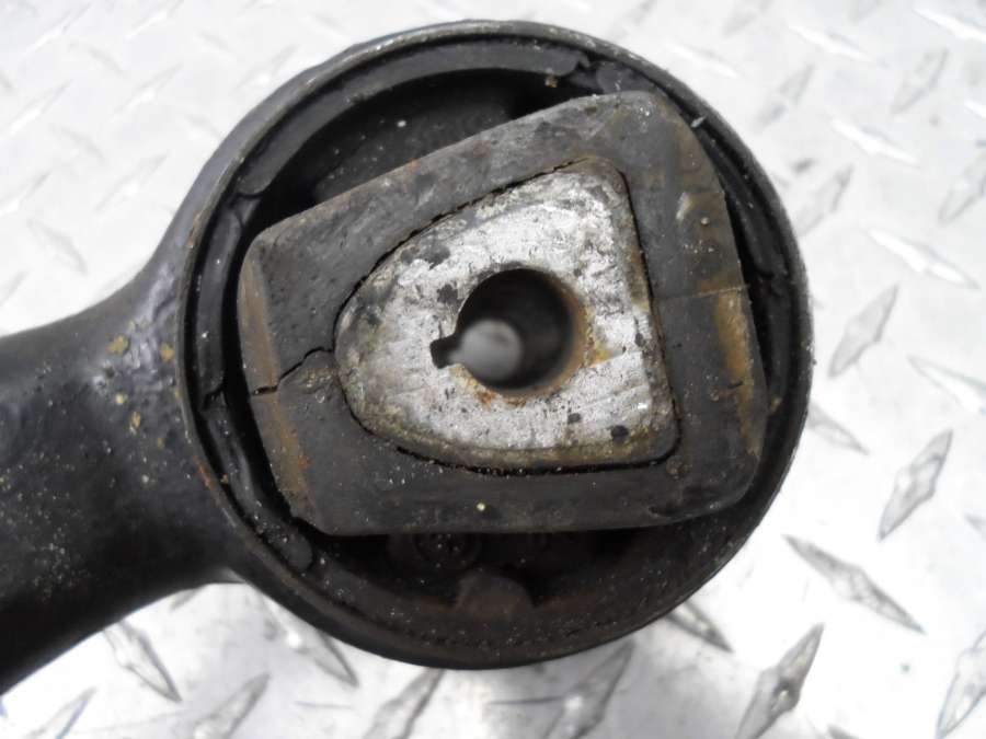 6773949 Рычаг передний левый нижний  BMW X5 Джип 2008г. | Фото № 4  6773949 Рычаг передний левый нижний  BMW X5 Джип 2008г. - Фото 4