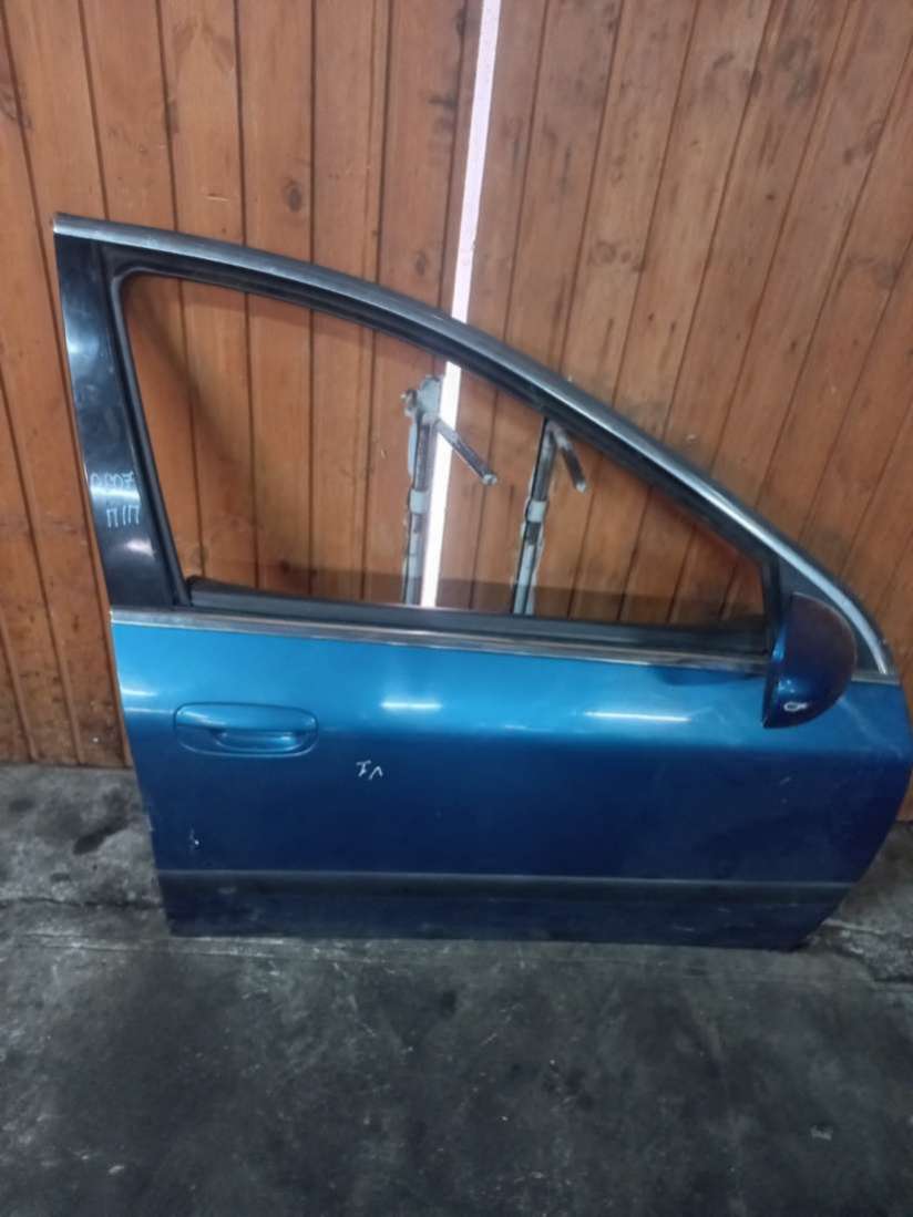 Дверь передняя правая Peugeot 607 2003г. | Фото № 1 Дверь передняя правая Peugeot 607 2003г. - Фото 1