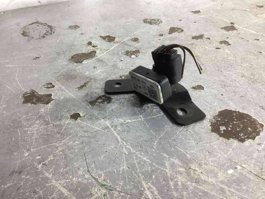 0055421218A0055421218 Датчик ускорения Mercedes-Benz E W212/S212/C207/A207 2012г. | Фото № 2 0055421218A0055421218 Датчик ускорения Mercedes-Benz E W212/S212/C207/A207 2012г. - Фото 2