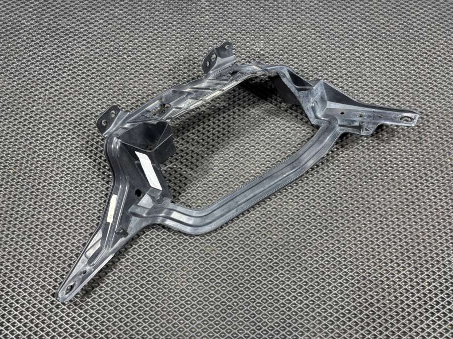 745262751127452627 Кронштейн глушителя  BMW X7 G07 2020г. | Фото № 3  745262751127452627 Кронштейн глушителя  BMW X7 G07 2020г. - Фото 3