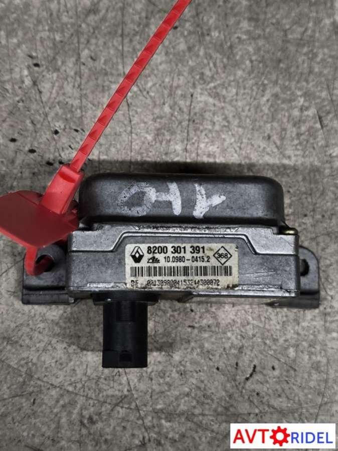 820030139110098004152 Датчик ускорения Renault Laguna 2 (2001-2007) 2002г. | Фото № 5 820030139110098004152 Датчик ускорения Renault Laguna 2 (2001-2007) 2002г. - Фото 5