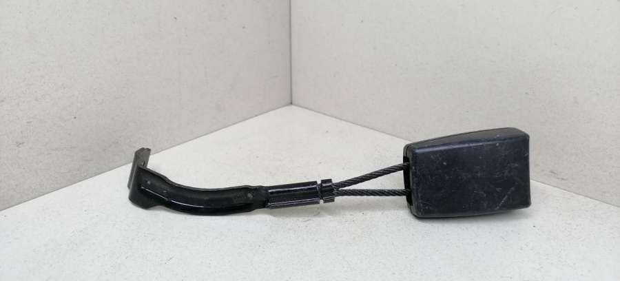 1Z1858472C Замок ремня безопасности Skoda Octavia 2 (A5) хетчбэк 5 дв. 2006г. | Фото № 1 1Z1858472C Замок ремня безопасности Skoda Octavia 2 (A5) хетчбэк 5 дв. 2006г. - Фото 1