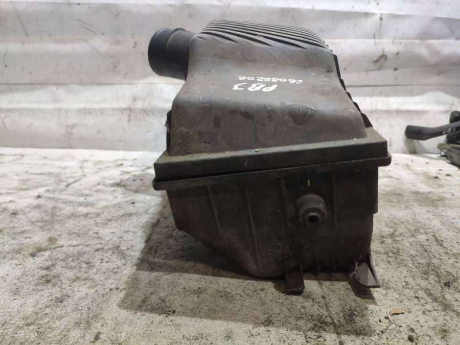 Корпус воздушного фильтра Volkswagen Passat B3 1990г. | Фото № 3 Корпус воздушного фильтра Volkswagen Passat B3 1990г. - Фото 3