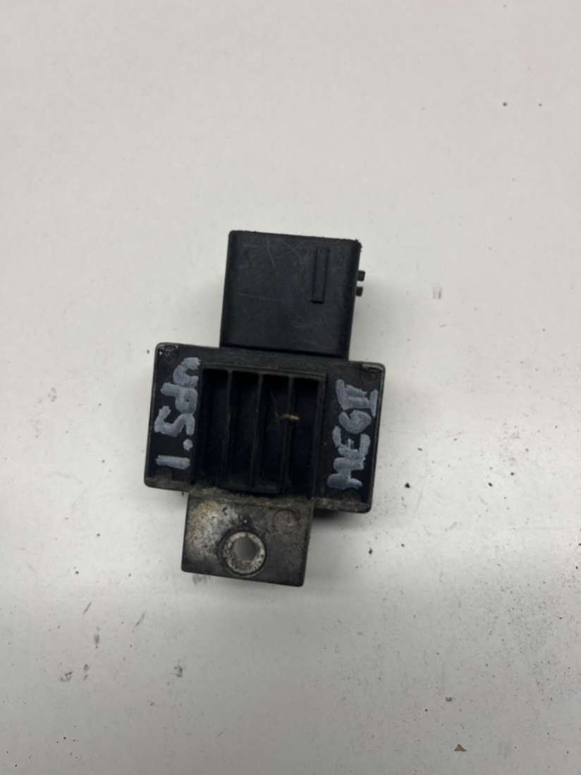 Реле накала свечей Renault Megane 2 2005г. | Фото № 3 Реле накала свечей Renault Megane 2 2005г. - Фото 3
