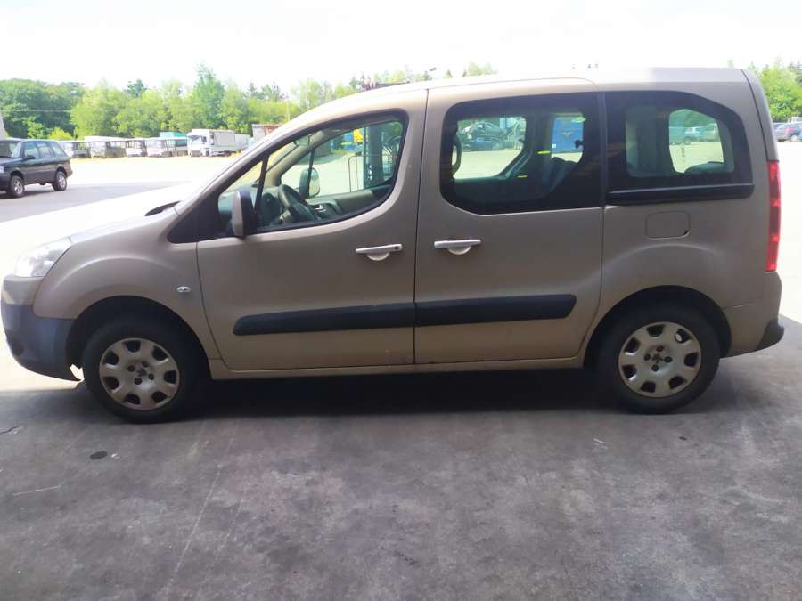 Пружина подвески задняя Peugeot Partner 2 (B9) (2008-2019) Минивэн 2011г. | Фото № 6 Пружина подвески задняя Peugeot Partner 2 (B9) (2008-2019) Минивэн 2011г. - Фото 6