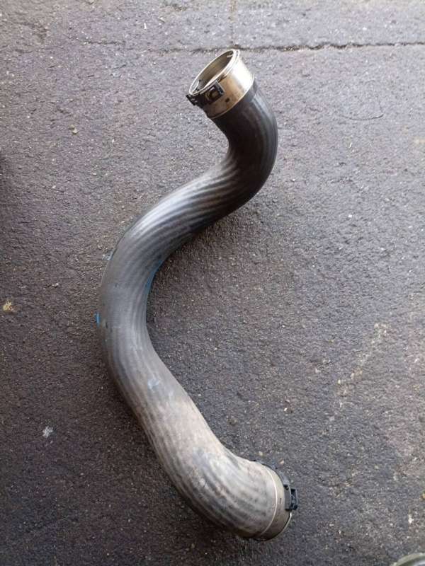 A2045282682 Патрубок интеркулера Mercedes-Benz C W204 2009г. | Фото № 1 A2045282682 Патрубок интеркулера Mercedes-Benz C W204 2009г. - Фото 1