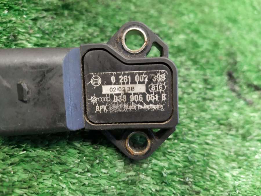 038906051B  Датчик абсолютного давления   Volkswagen Transporter T4 2000г. | Фото № 9  038906051B  Датчик абсолютного давления   Volkswagen Transporter T4 2000г. - Фото 9