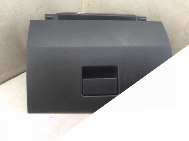 Бардачок Ford Fiesta (2001 - 2007) Хэтчбек (3-дв) 2007г. | Фото № 1 Бардачок Ford Fiesta (2001 - 2007) Хэтчбек (3-дв) 2007г. - Фото 1