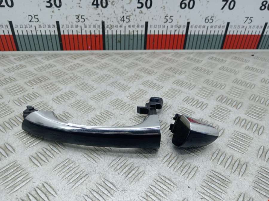 Ручка двери наружная задняя левая Mercedes CLS-Class (W219) (2004-2010) Купе 2006г. | Фото № 1 Ручка двери наружная задняя левая Mercedes CLS-Class (W219) (2004-2010) Купе 2006г. - Фото 1