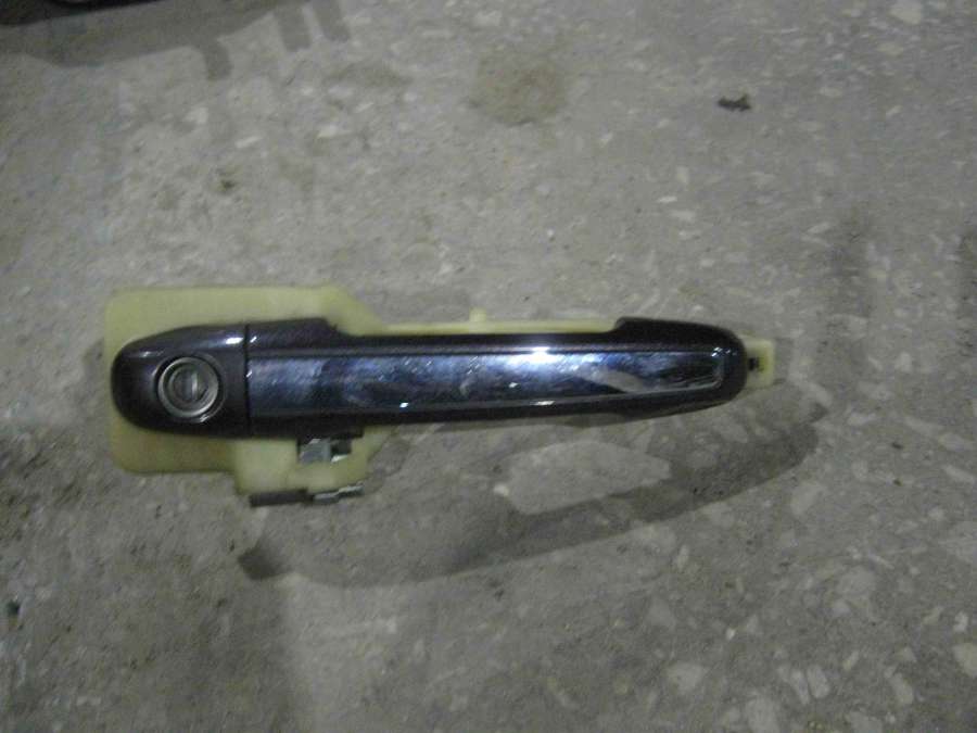 Ручка наружная передняя левая Hyundai Sonata NF (2005-2010) 2007г. | Фото № 1 Ручка наружная передняя левая Hyundai Sonata NF (2005-2010) 2007г. - Фото 1