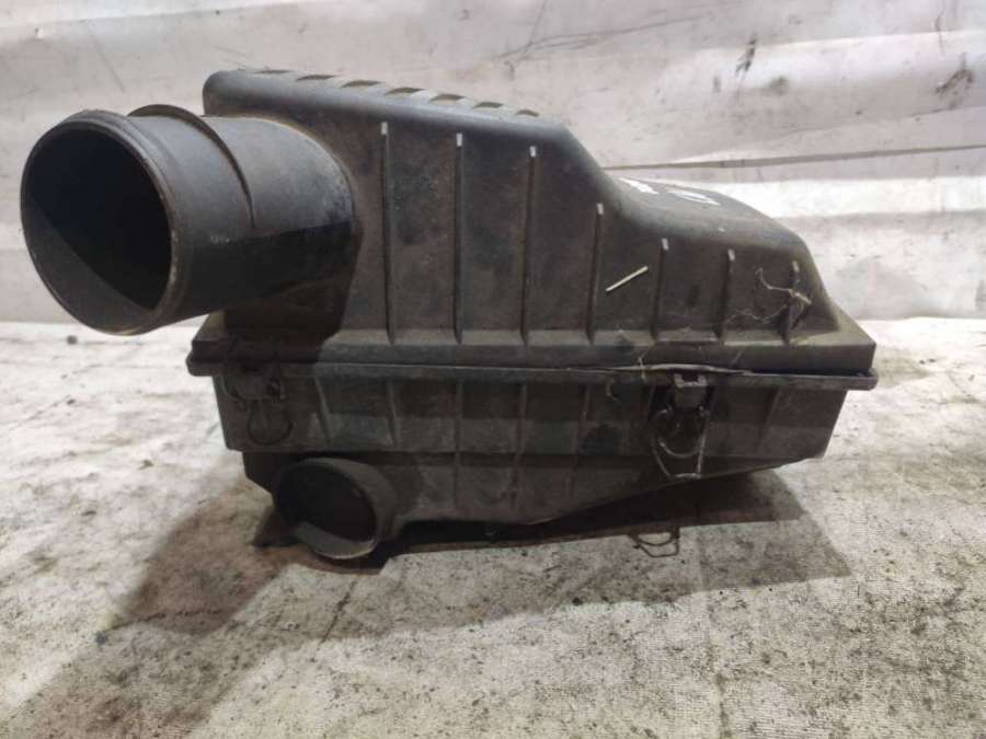 Корпус воздушного фильтра Volkswagen Passat B3 1990г. | Фото № 5 Корпус воздушного фильтра Volkswagen Passat B3 1990г. - Фото 5